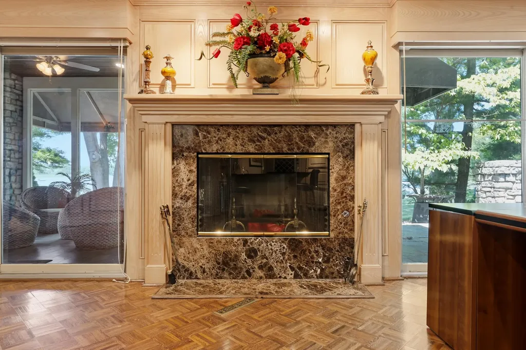 2132 Island Drive Lexington KY 40502
