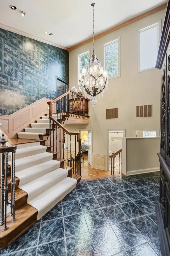 2132 Island Drive Lexington KY 40502