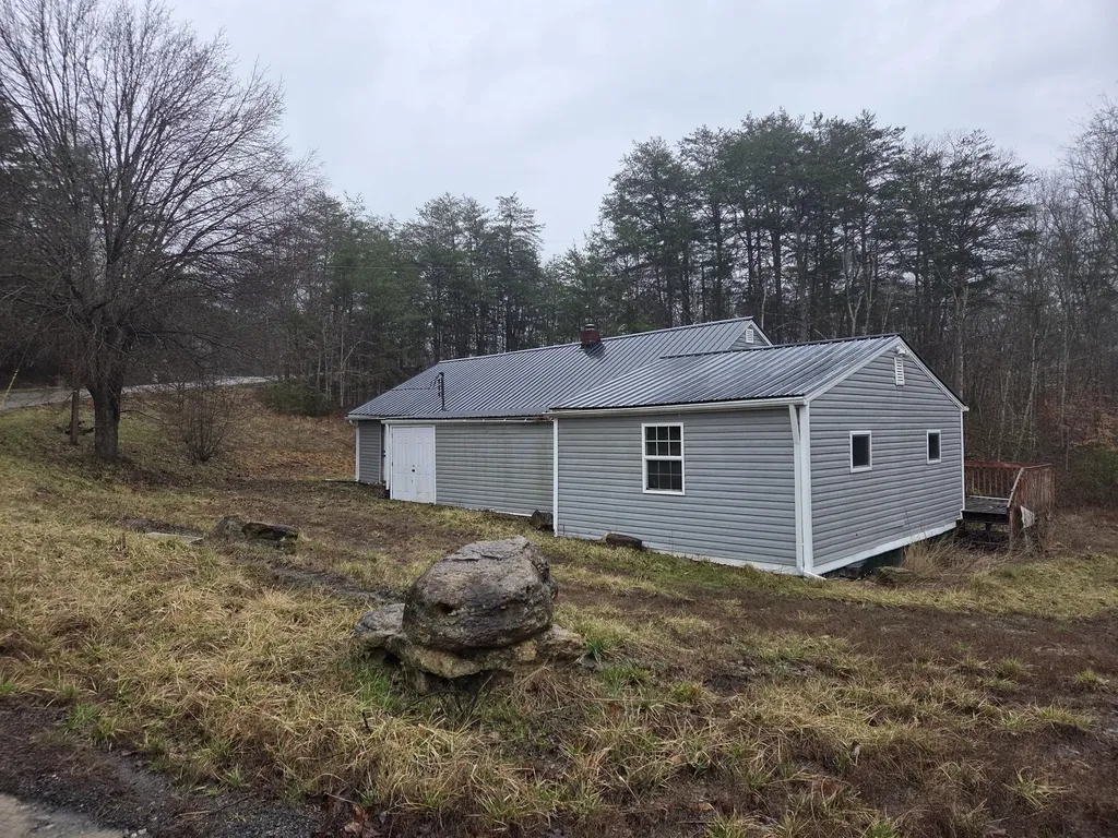 2799 Pine Ridge Road Winchester KY 40391