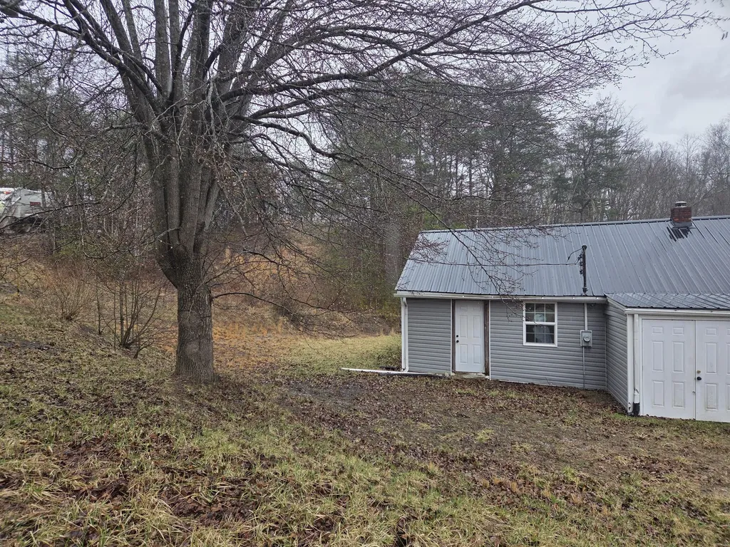 2799 Pine Ridge Road Winchester KY 40391