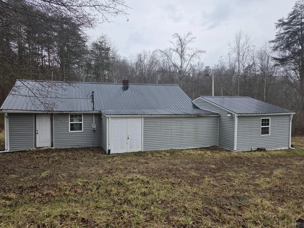2799 Pine Ridge Road Winchester KY 40391
