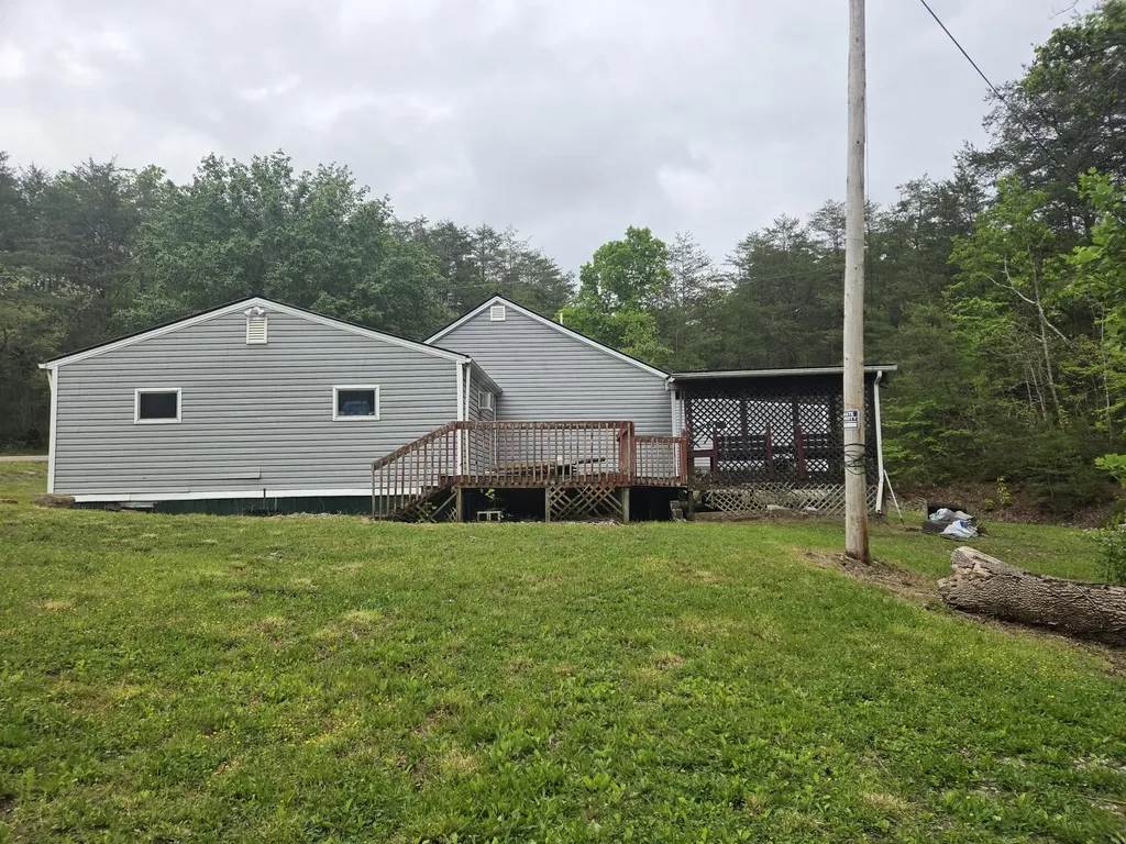 2799 Pine Ridge Road Winchester KY 40391