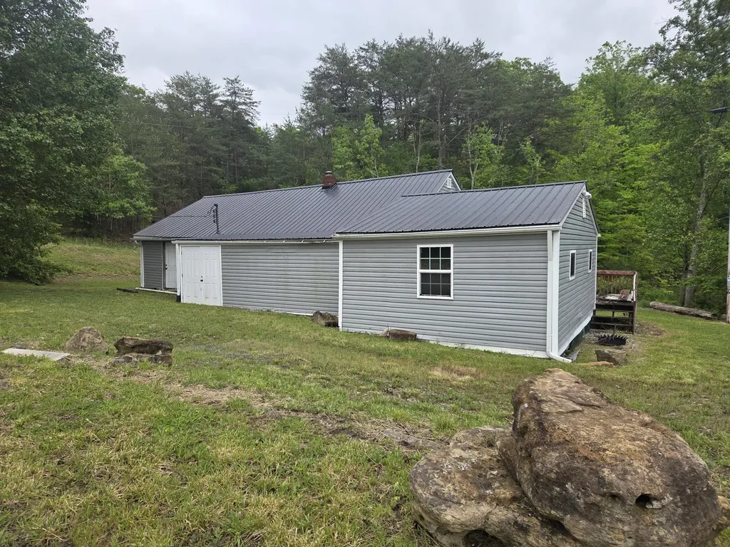 2799 Pine Ridge Road Winchester KY 40391