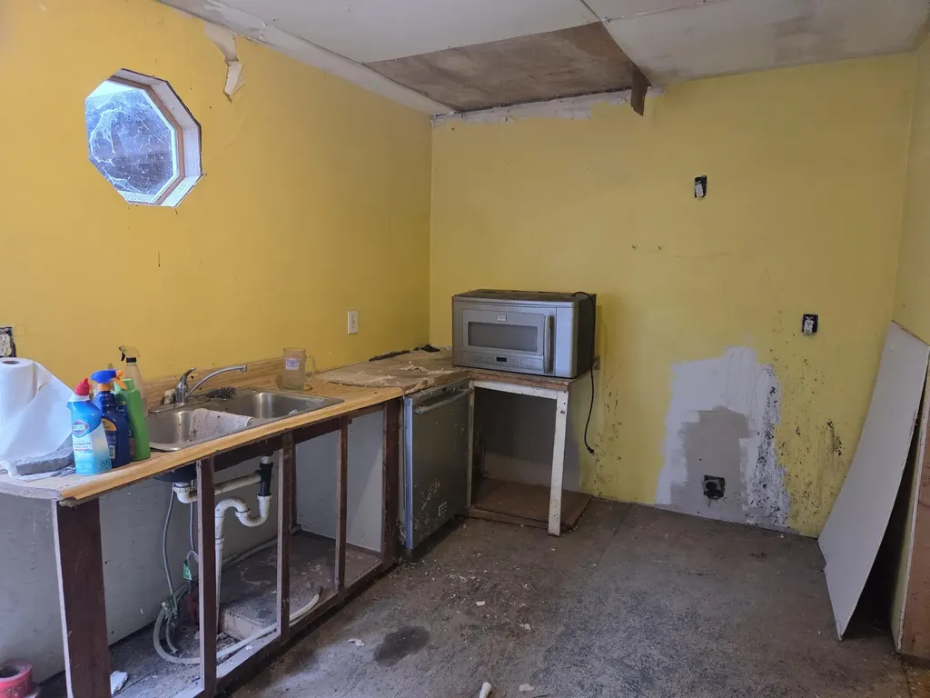 2799 Pine Ridge Road Winchester KY 40391