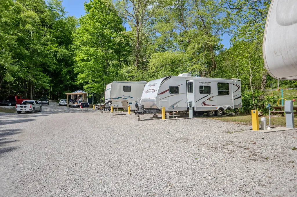 87 Kentucky 89 Mckee KY 40447