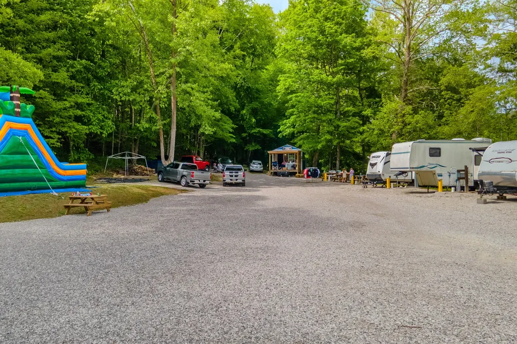 87 Kentucky 89 Mckee KY 40447