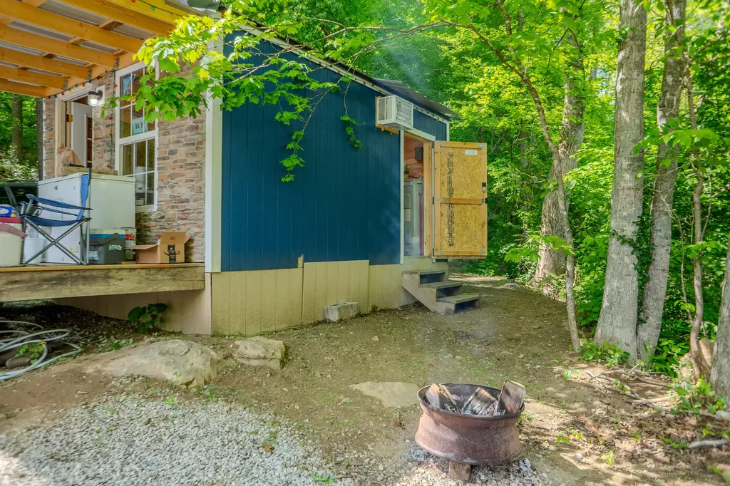 87 Kentucky 89 Mckee KY 40447