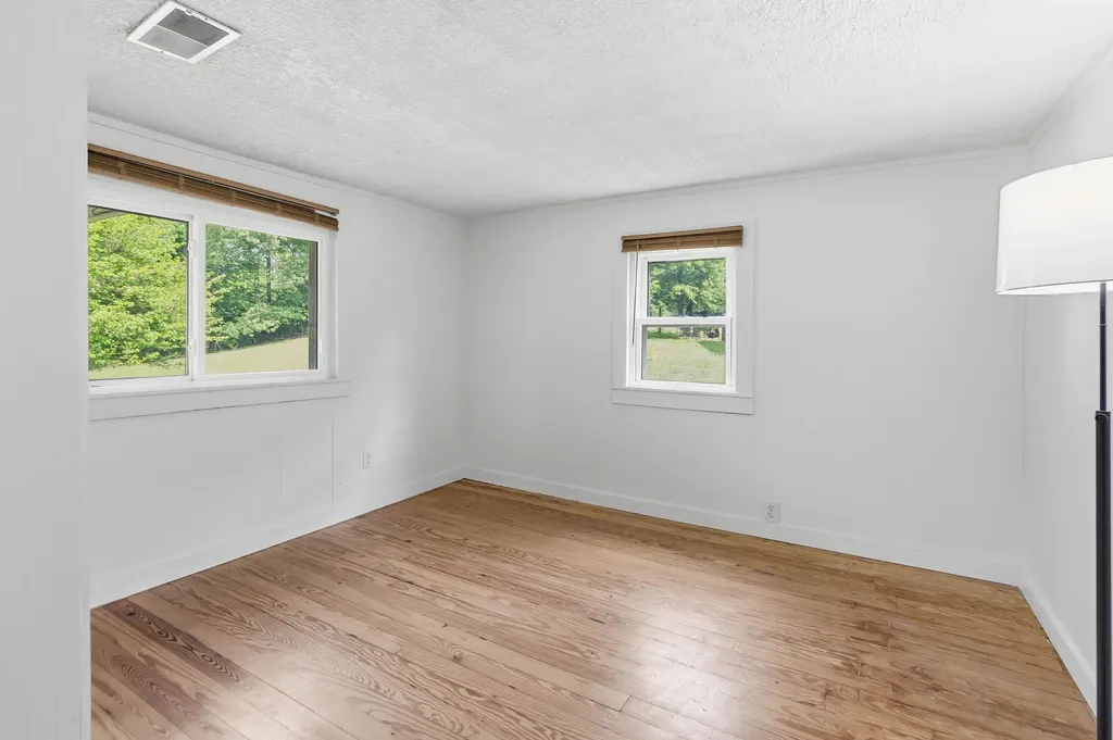 10660 Us-27 Waynesburg KY 40489