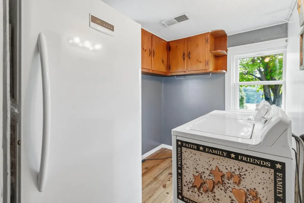 10660 Us-27 Waynesburg KY 40489