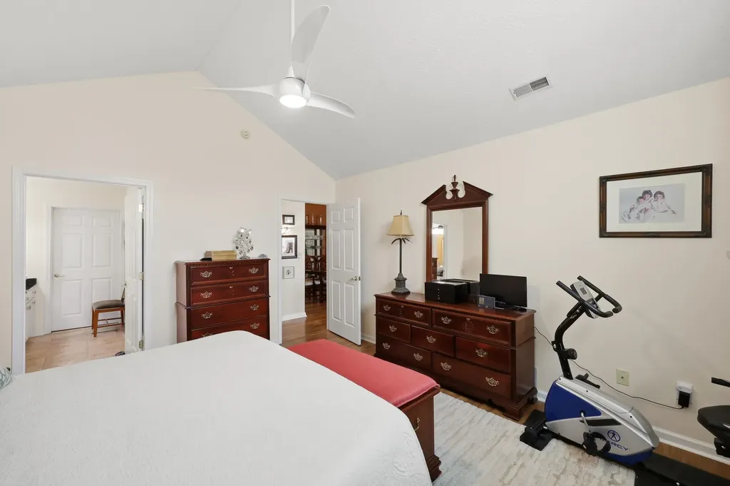 237 Churchill Nicholasville KY 40356