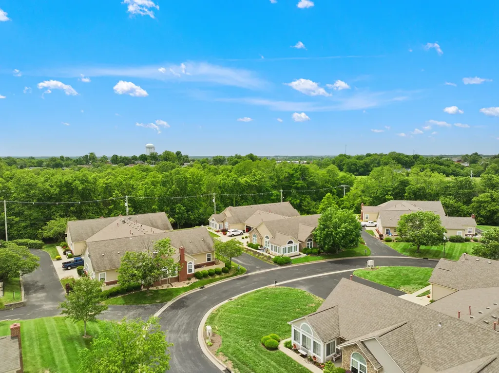237 Churchill Nicholasville KY 40356