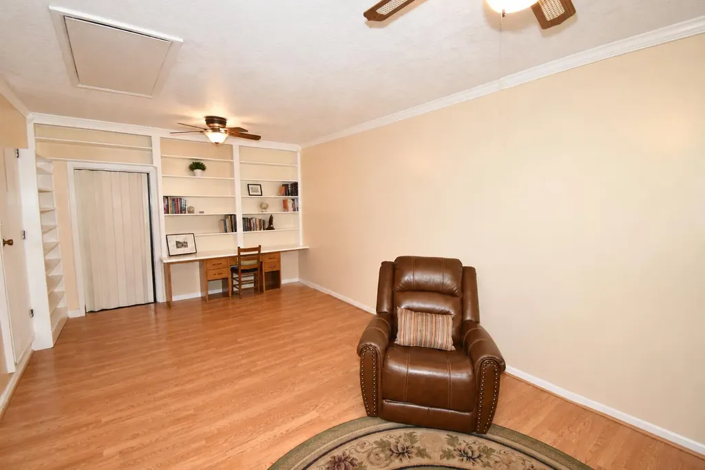 632 Nakomi Drive Lexington KY 40503