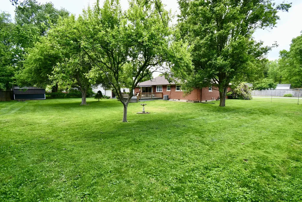 632 Nakomi Drive Lexington KY 40503