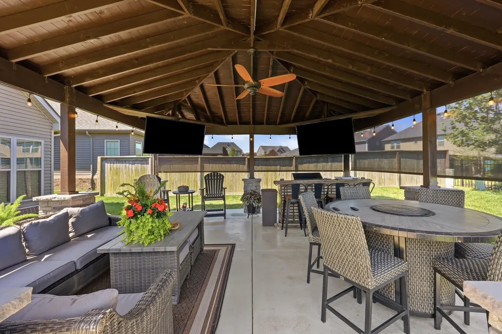 1837 Cattle Path Lexington KY 40509