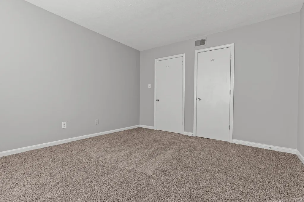 2414 Lake Park Road Lexington KY 40502