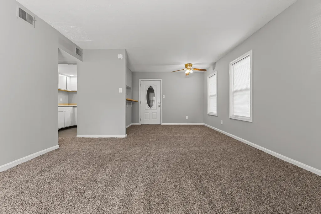 2414 Lake Park Road Lexington KY 40502