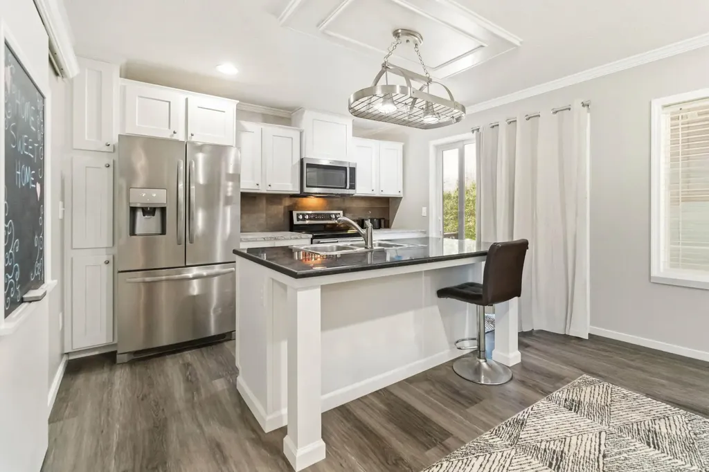 3163 White Oak Road London KY 40741