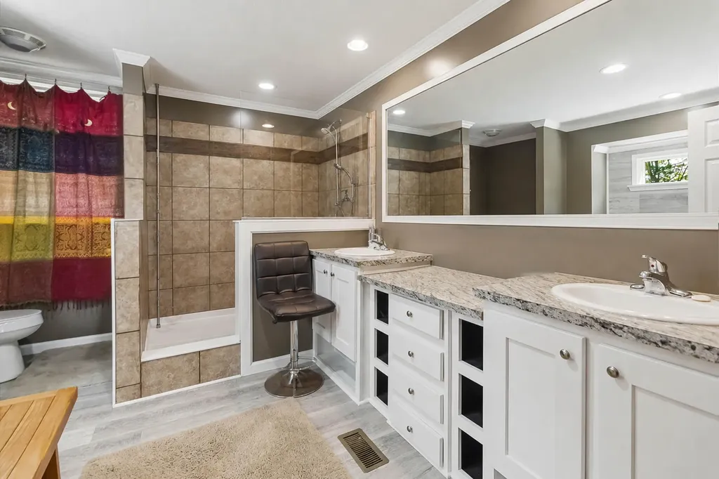 3163 White Oak Road London KY 40741