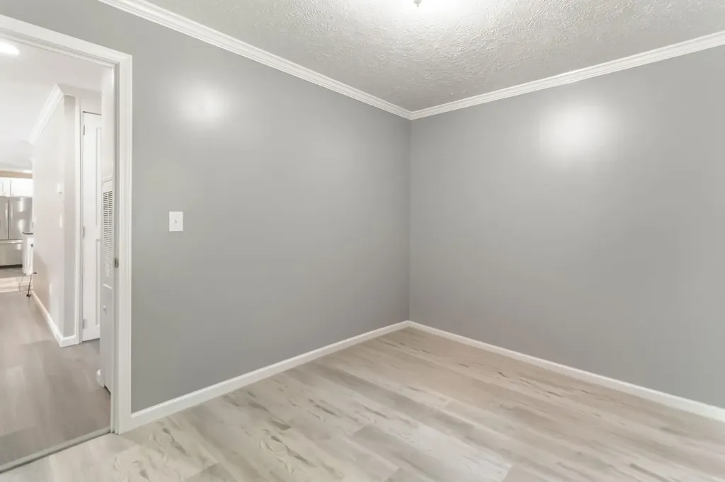 3163 White Oak Road London KY 40741