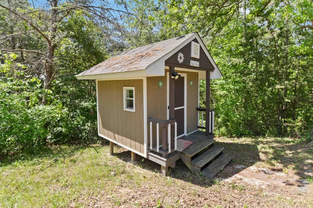 3163 White Oak Road London KY 40741