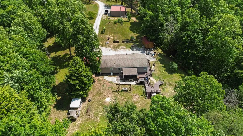 3163 White Oak Road London KY 40741