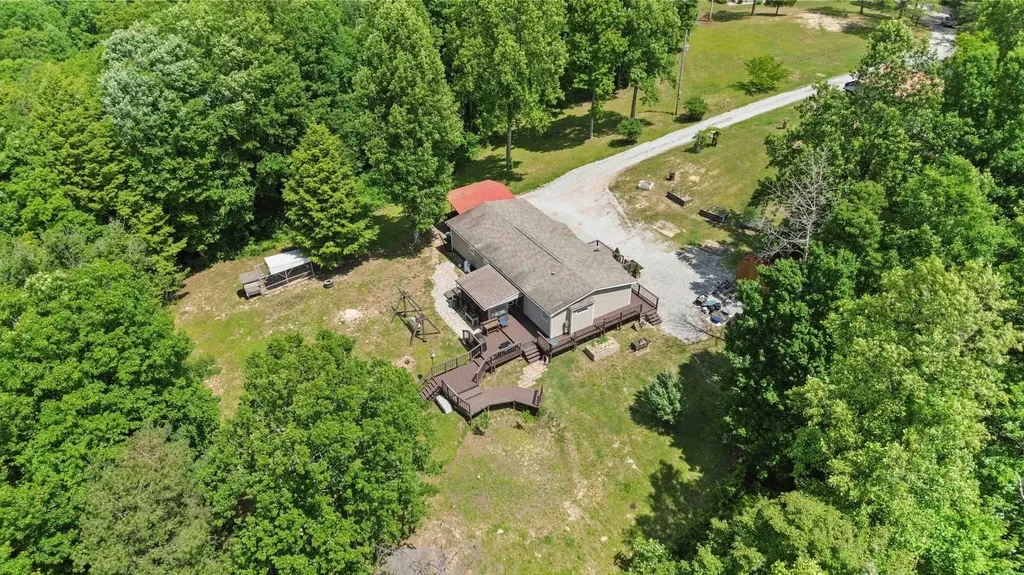 3163 White Oak Road London KY 40741