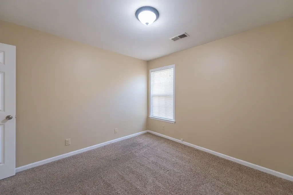 417 Cunningham Lane Lexington KY 40508