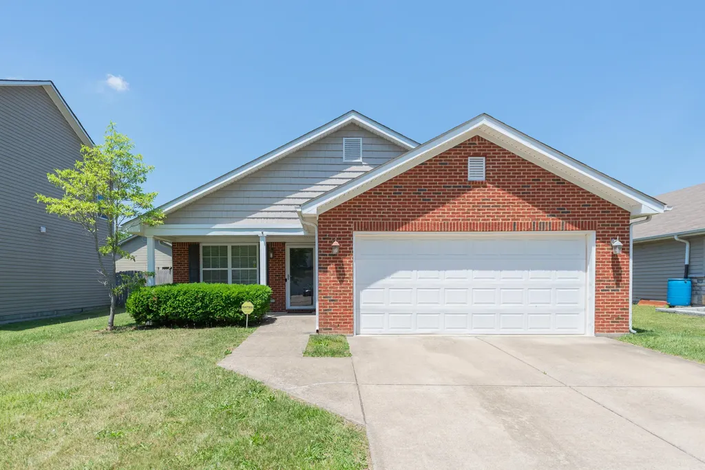 417 Cunningham Lane Lexington KY 40508
