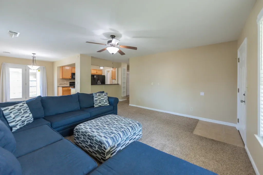 417 Cunningham Lane Lexington KY 40508