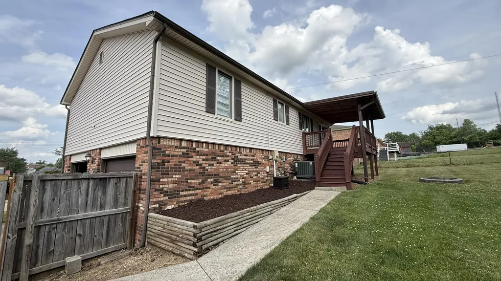2225 Mercer Drive Richmond KY 40475