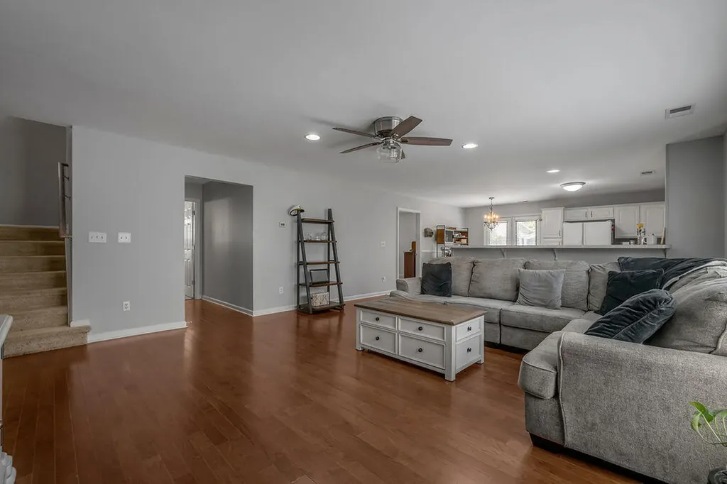 1316 Harrington Court Lexington KY 40511