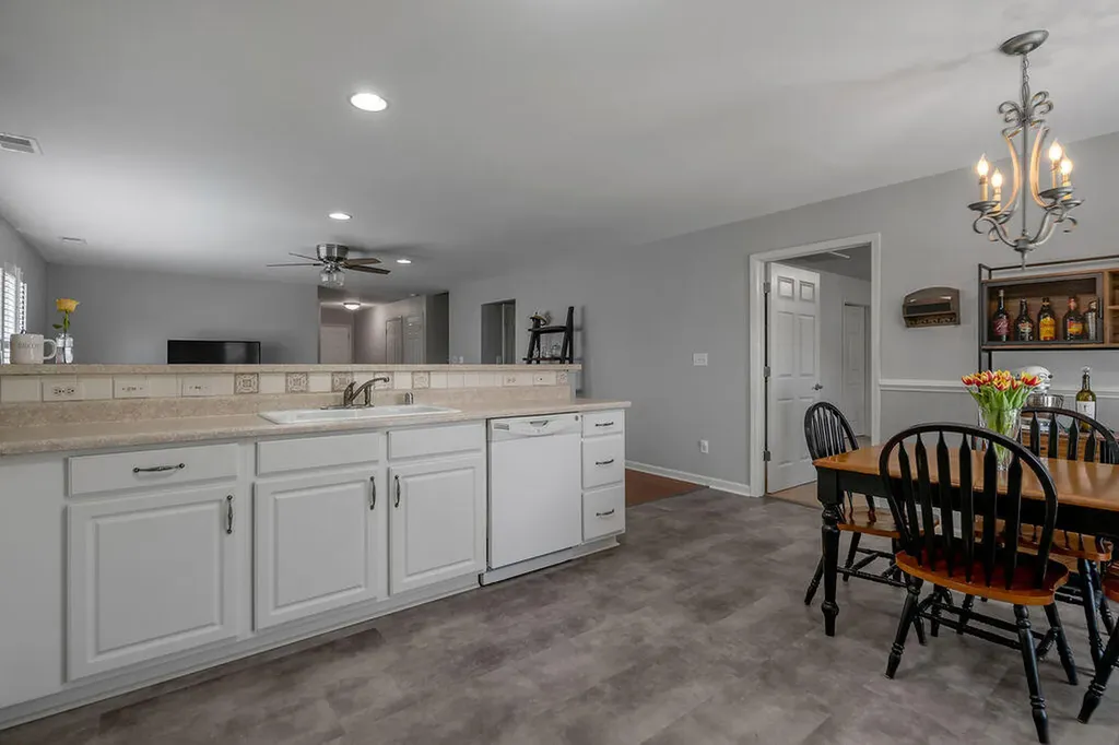 1316 Harrington Court Lexington KY 40511