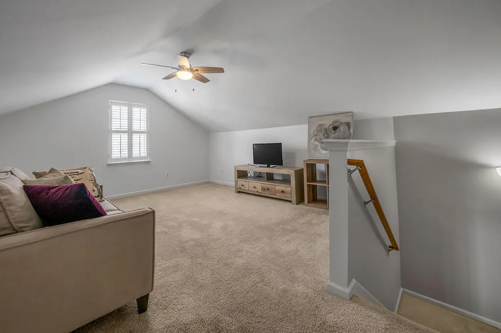 1316 Harrington Court Lexington KY 40511
