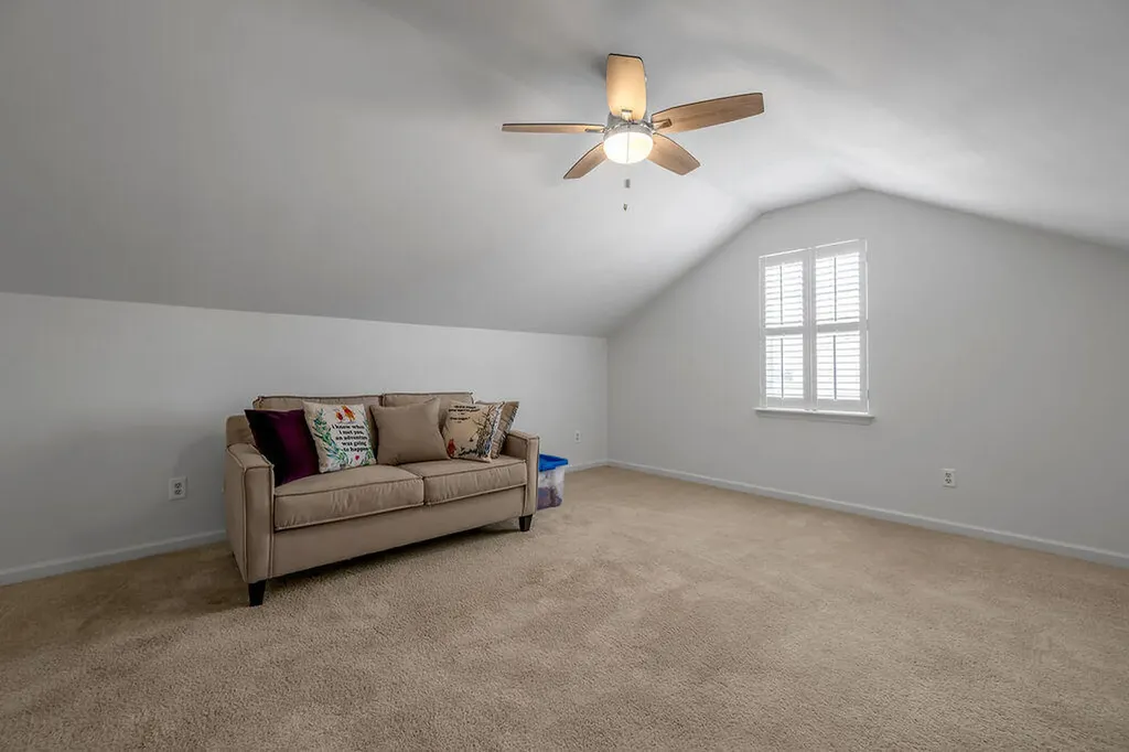 1316 Harrington Court Lexington KY 40511
