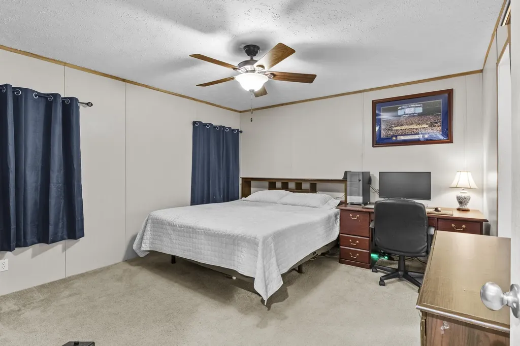1380 Buntain School Road Lawrenceburg KY 40342