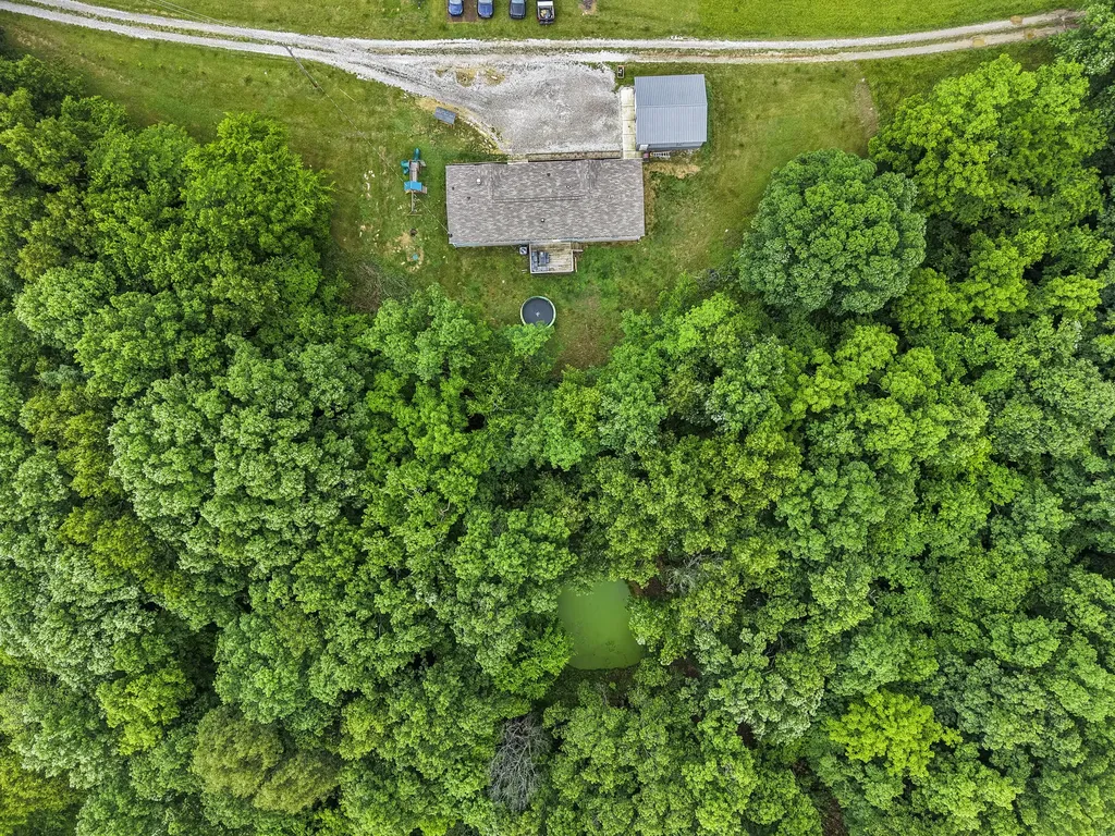 1380 Buntain School Road Lawrenceburg KY 40342