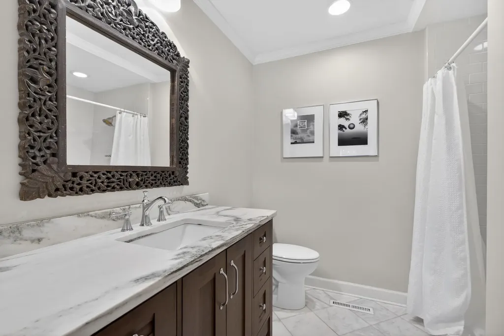 2063 Manor Drive Lexington KY 40502