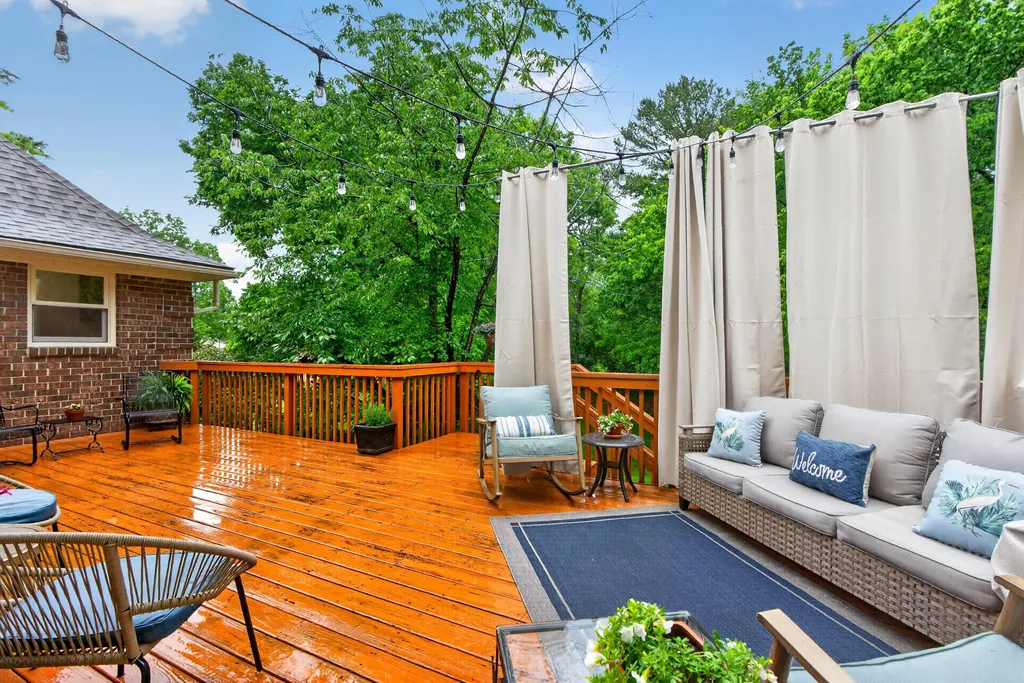 2063 Manor Drive Lexington KY 40502