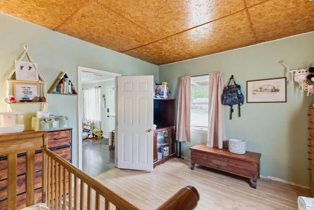 165 Sugar Hollow Road Irvine KY 40336
