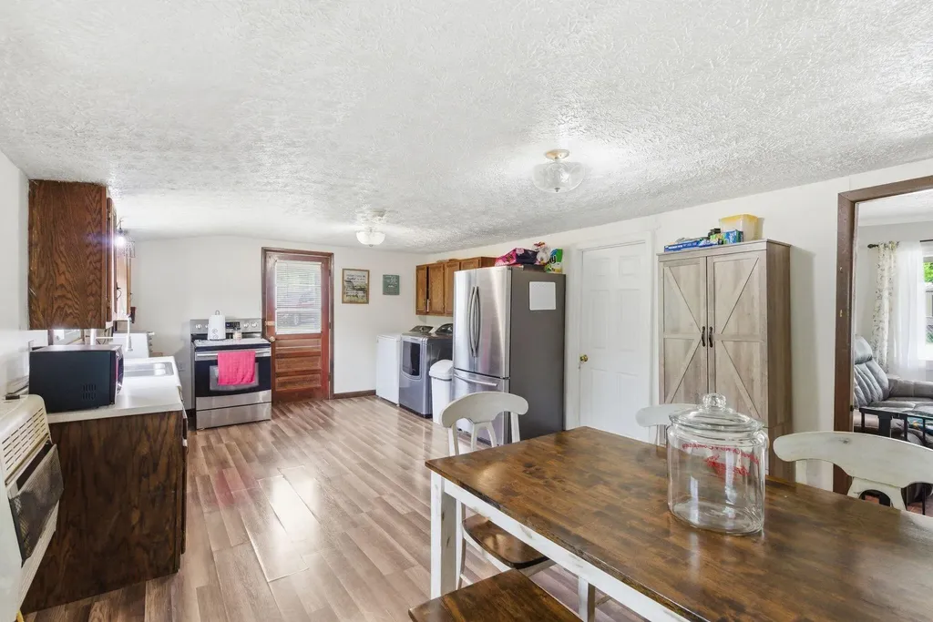 165 Sugar Hollow Road Irvine KY 40336