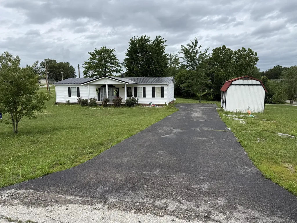 619 Matalines Way Berea KY 40403