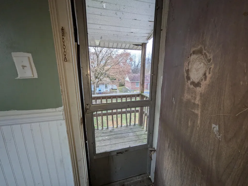 112 Lincoln Street Nicholasville KY 40356