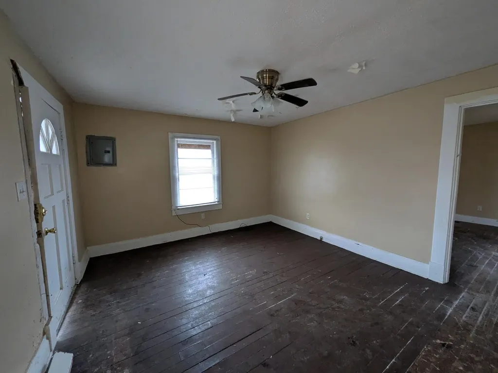 112 Lincoln Street Nicholasville KY 40356