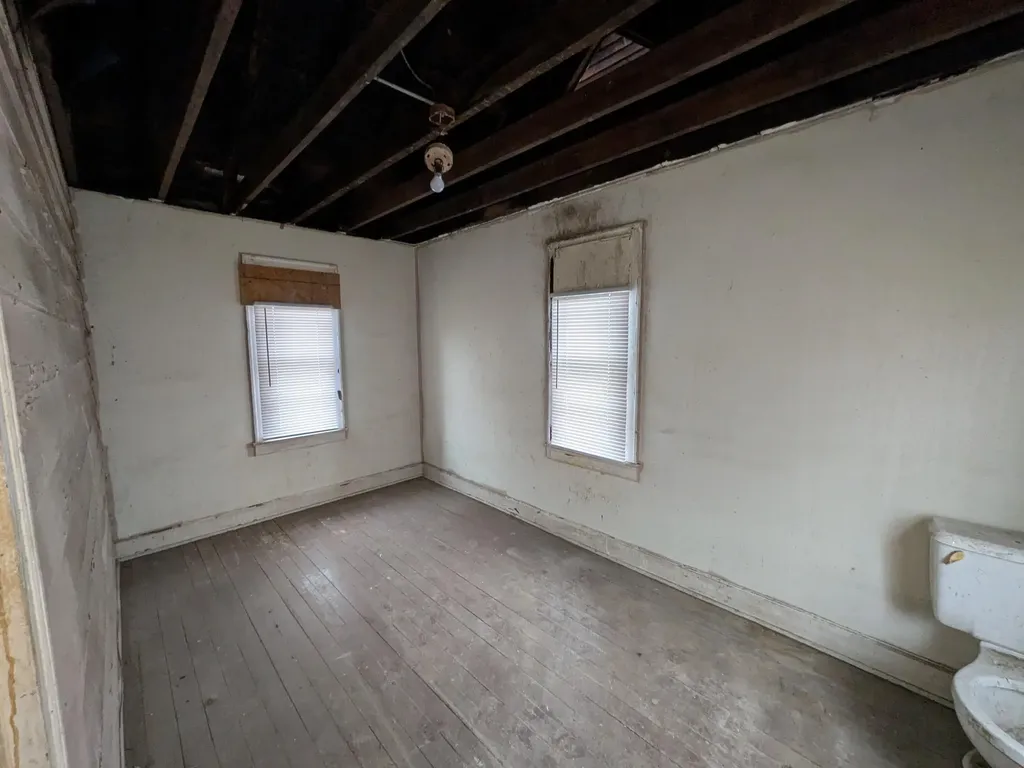 112 Lincoln Street Nicholasville KY 40356