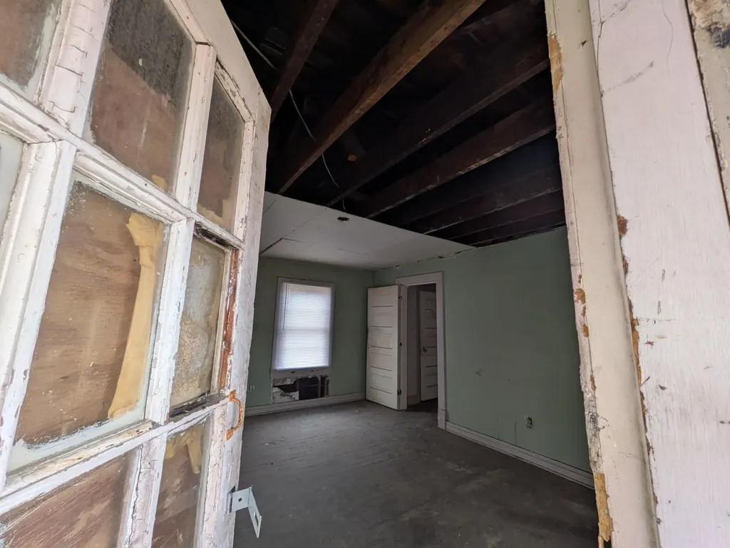 112 Lincoln Street Nicholasville KY 40356