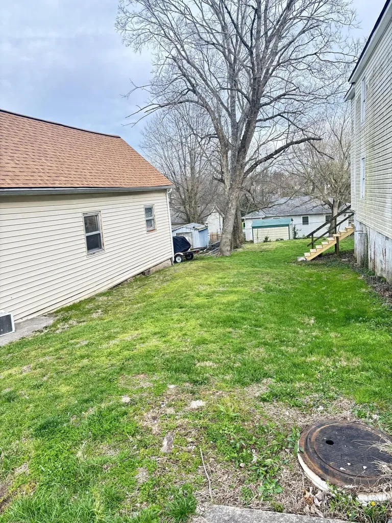 112 Lincoln Street Nicholasville KY 40356