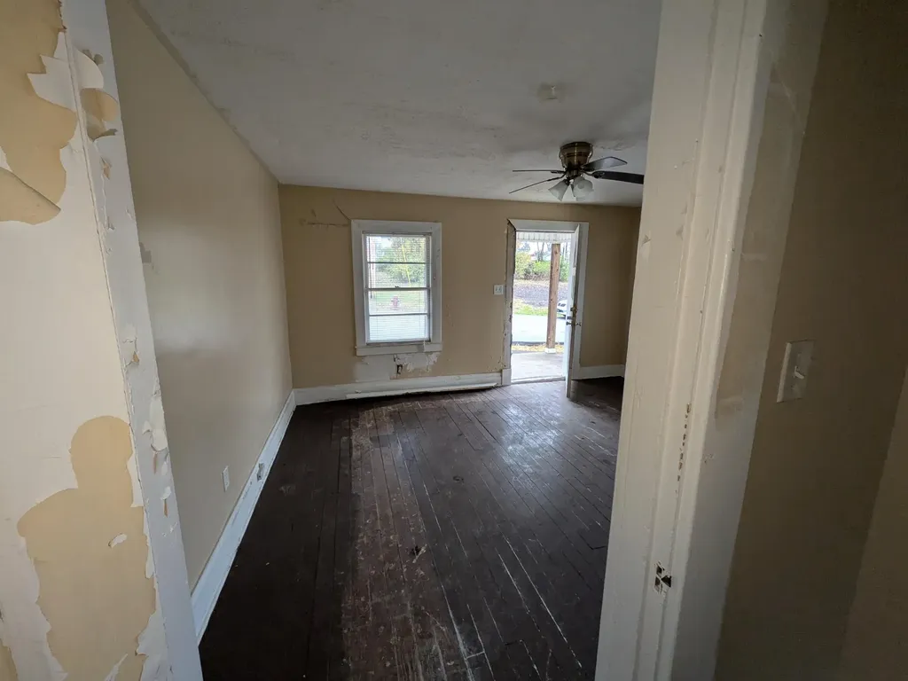 112 Lincoln Street Nicholasville KY 40356