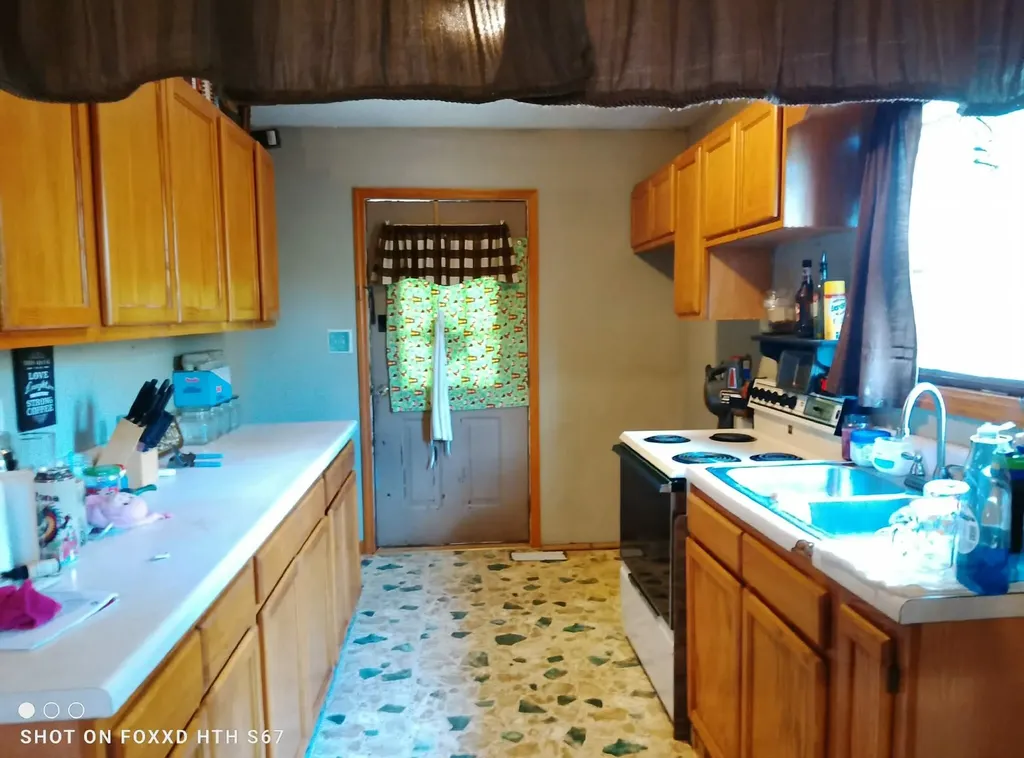 1605 Tiny Branch Road Frakes KY 40940