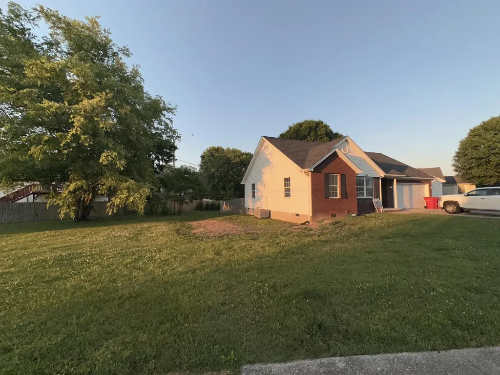 1109 Leathers Lane Frankfort KY 40601