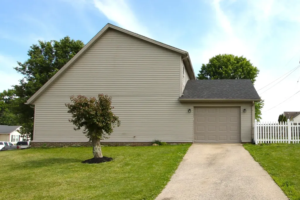 137 Eastridge Drive Winchester KY 40391